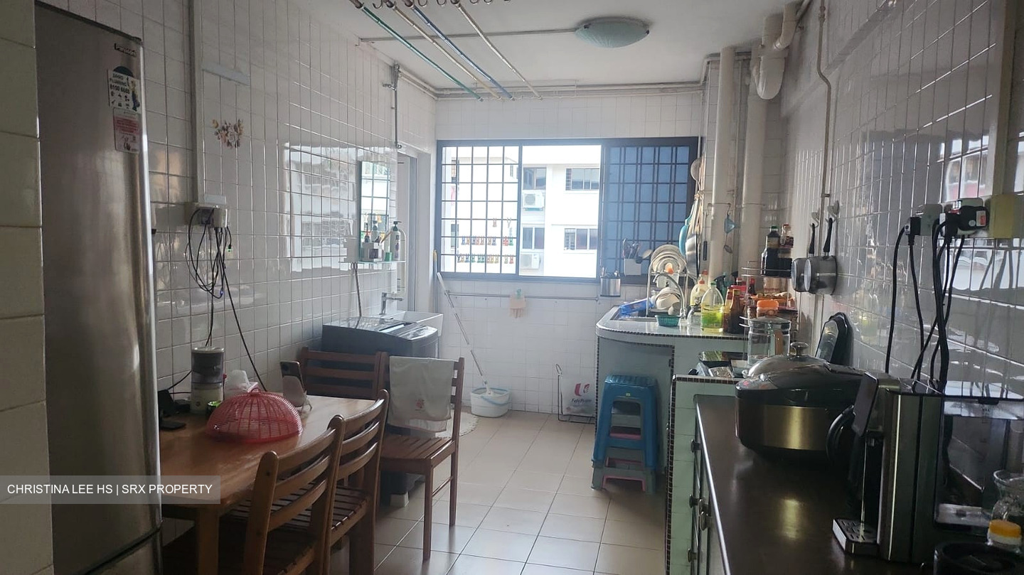 Yishun Avenue 6 (Yishun),  #433588331